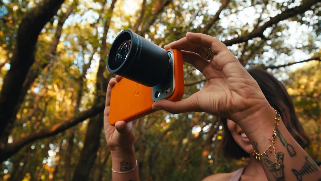 COMMERCIAL